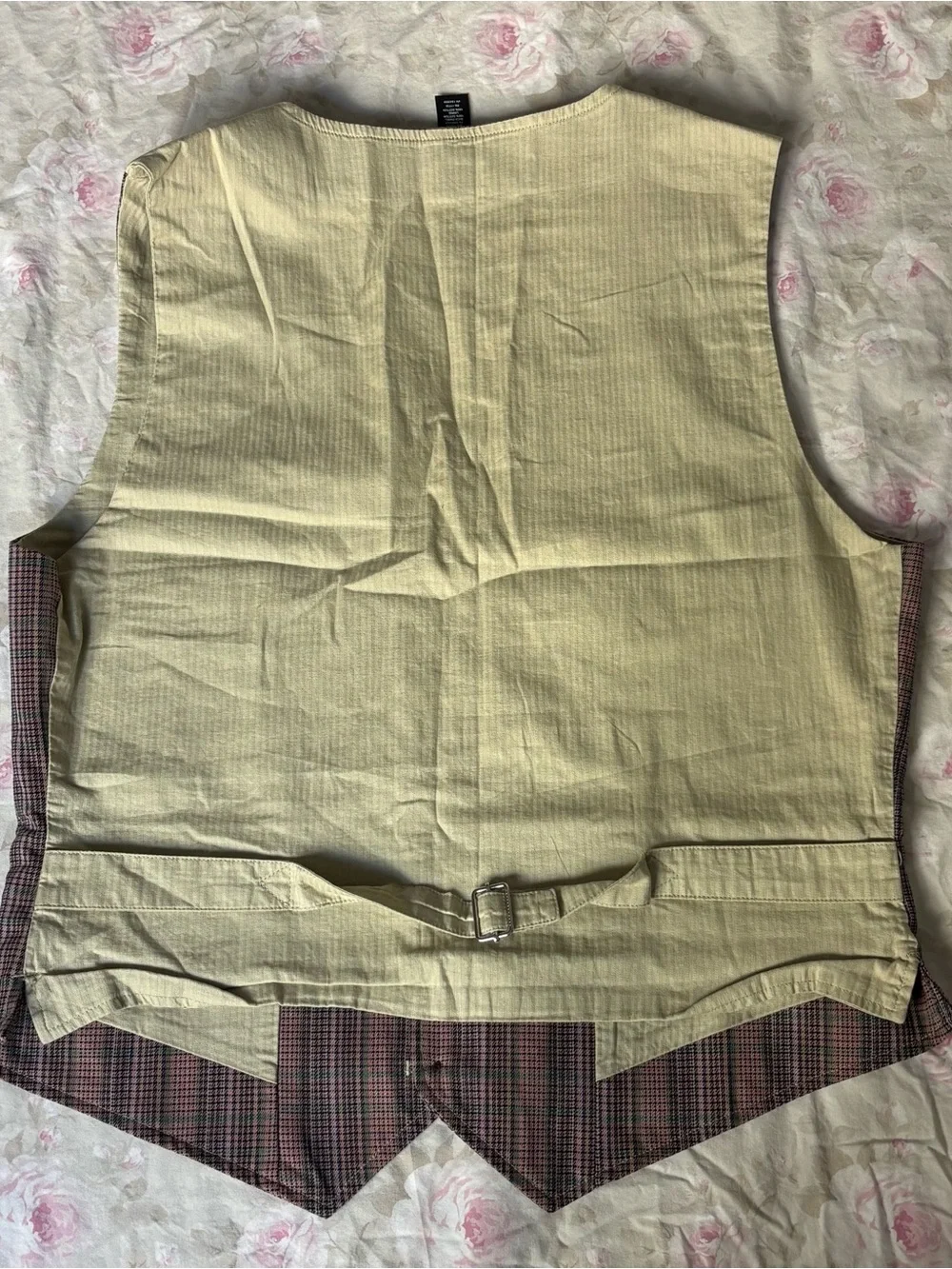 Men's Plaid Vest in Pink and Black - Size M